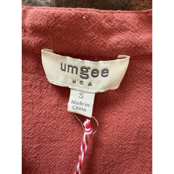 NWT Umgee Coral Tiered Boho Dress White Floral Embroidery Size Small - Picture 3 of 7